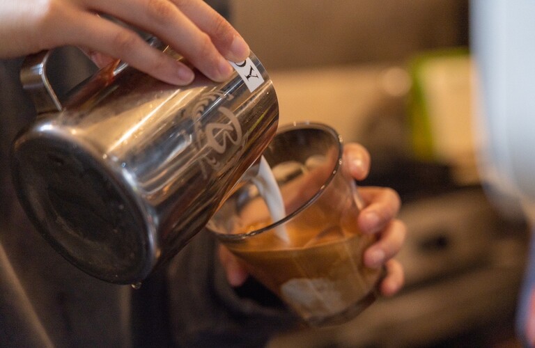 ESKY COFFEE By Izzy's Cafe